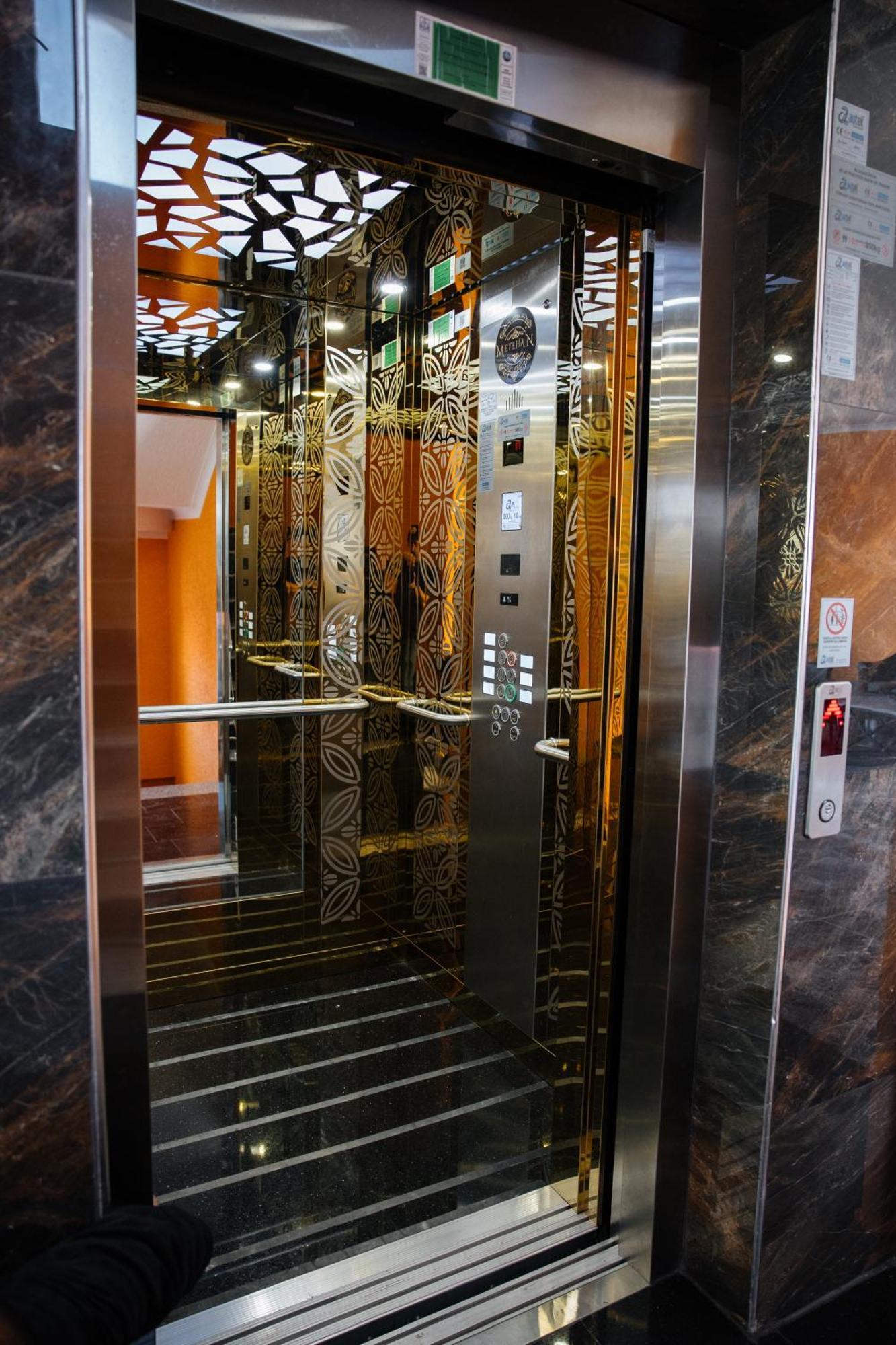 Aparthotel Metehan Suit Apart Trabzon Exterior foto
